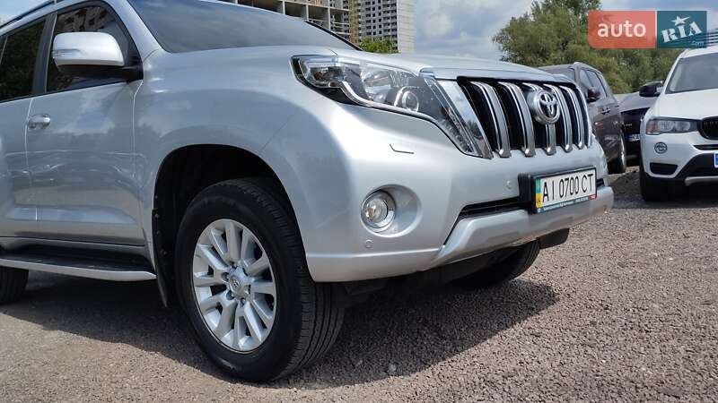 Внедорожник / Кроссовер Toyota Land Cruiser Prado 2017 в Киеве