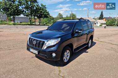 Внедорожник / Кроссовер Toyota Land Cruiser Prado 2017 в 