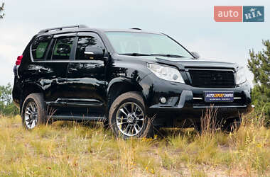 Внедорожник / Кроссовер Toyota Land Cruiser Prado 2010 в Днепре