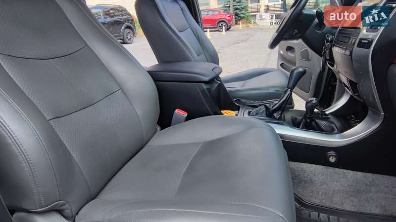 Внедорожник / Кроссовер Toyota Land Cruiser Prado 2005 в Виннице