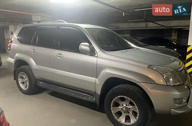Позашляховик / Кросовер Toyota Land Cruiser Prado 2006 в Києві