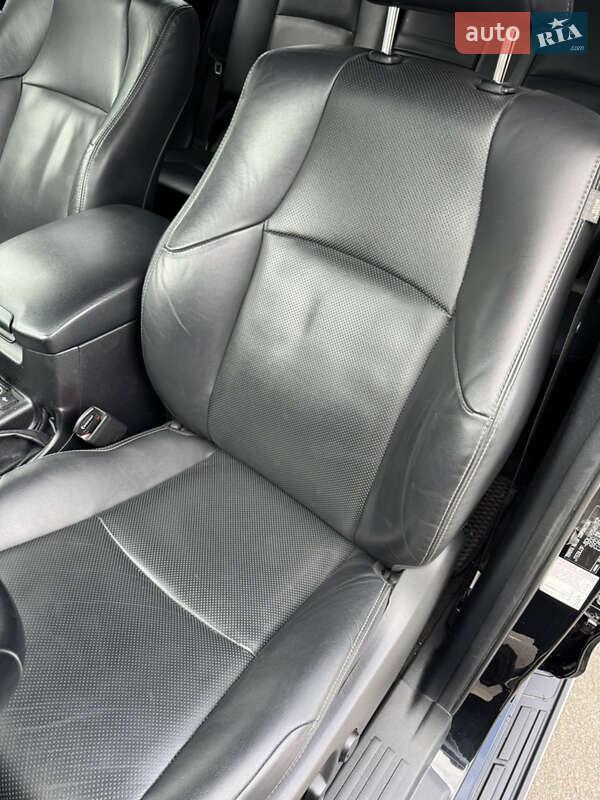 Внедорожник / Кроссовер Toyota Land Cruiser Prado 2020 в Киеве