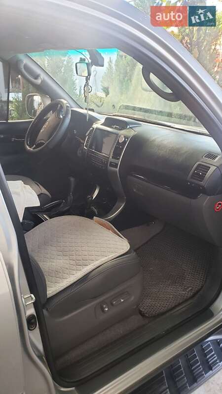 Позашляховик / Кросовер Toyota Land Cruiser Prado 2006 в Виноградові