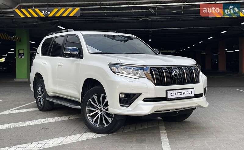 Toyota Land Cruiser Prado 2021
