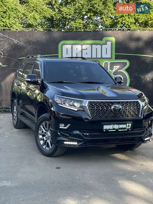 Toyota Land Cruiser Prado 2019