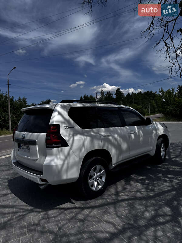 Внедорожник / Кроссовер Toyota Land Cruiser Prado 2022 в Тернополе