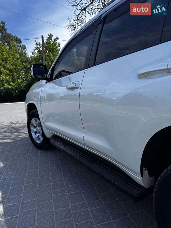 Внедорожник / Кроссовер Toyota Land Cruiser Prado 2022 в Тернополе