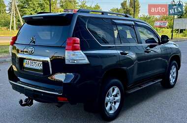 Позашляховик / Кросовер Toyota Land Cruiser Prado 2013 в 