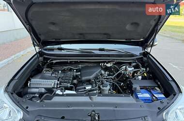 Позашляховик / Кросовер Toyota Land Cruiser Prado 2013 в 