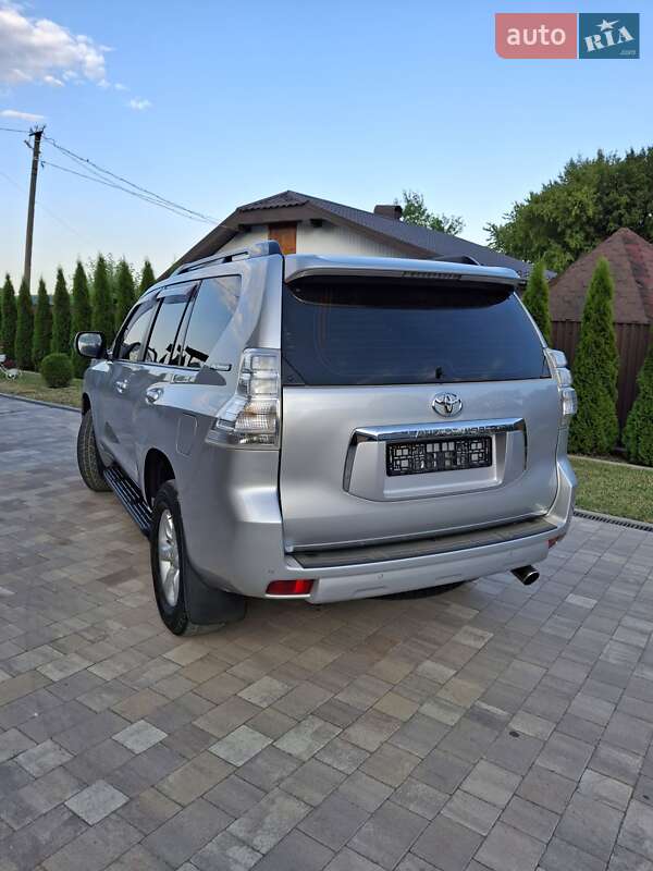 Внедорожник / Кроссовер Toyota Land Cruiser Prado 2013 в Ивано-Франковске