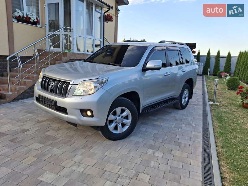 Внедорожник / Кроссовер Toyota Land Cruiser Prado 2013 в Ивано-Франковске
