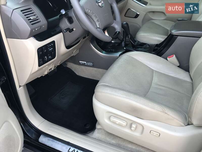 Позашляховик / Кросовер Toyota Land Cruiser Prado 2008 в Кривому Розі