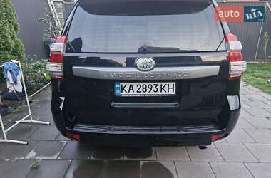 Позашляховик / Кросовер Toyota Land Cruiser Prado 2014 в 