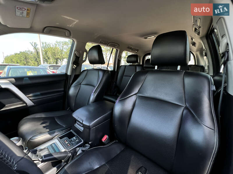 Внедорожник / Кроссовер Toyota Land Cruiser Prado 2018 в Умани