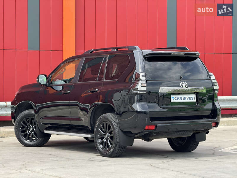 Внедорожник / Кроссовер Toyota Land Cruiser Prado 2021 в Киеве