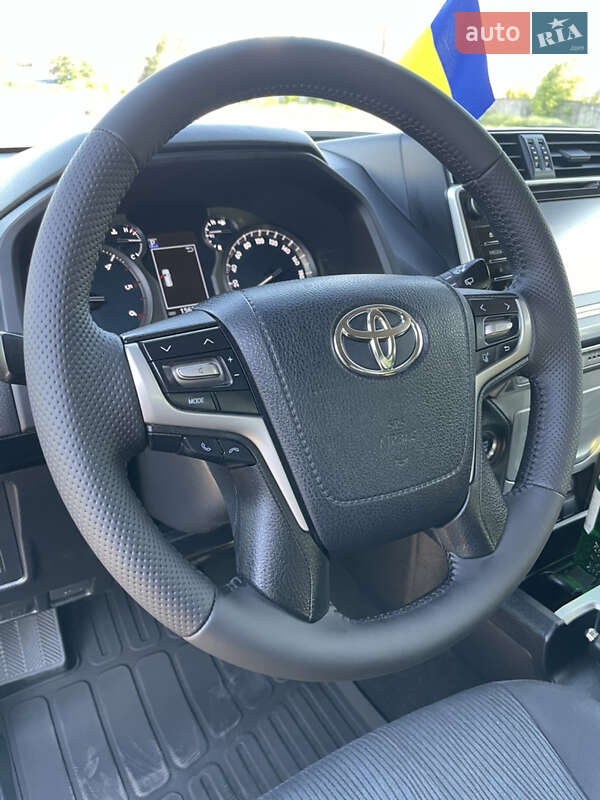 Внедорожник / Кроссовер Toyota Land Cruiser Prado 2019 в Полтаве