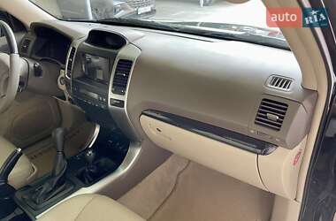 Позашляховик / Кросовер Toyota Land Cruiser Prado 2008 в 