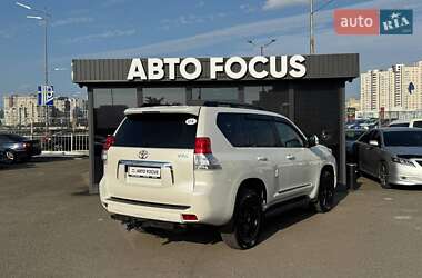 Позашляховик / Кросовер Toyota Land Cruiser Prado 2009 в 