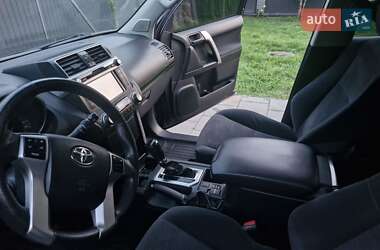 Позашляховик / Кросовер Toyota Land Cruiser Prado 2014 в 