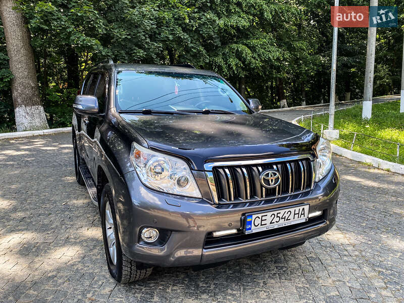 Внедорожник / Кроссовер Toyota Land Cruiser Prado 2011 в Черновцах