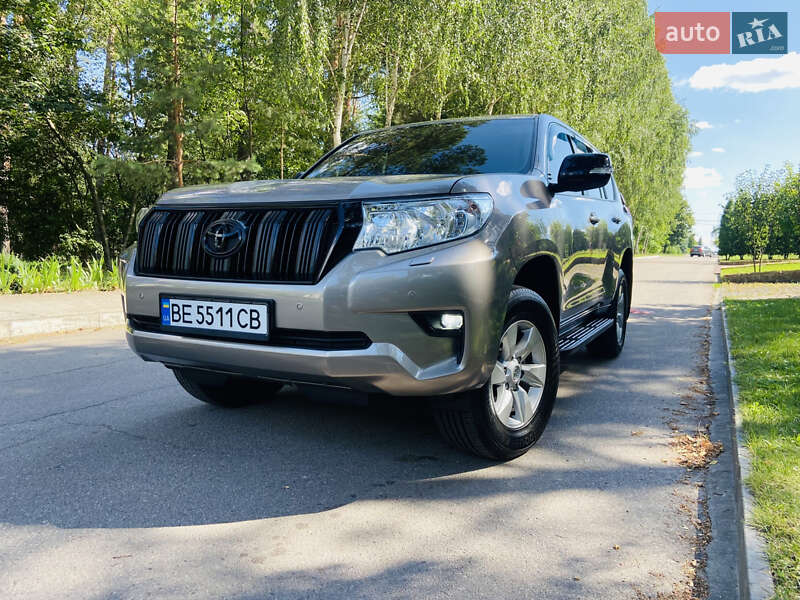 Позашляховик / Кросовер Toyota Land Cruiser Prado 2018 в Києві