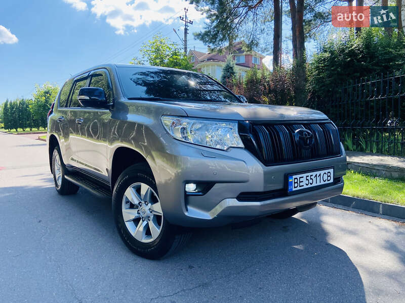 Позашляховик / Кросовер Toyota Land Cruiser Prado 2018 в Києві
