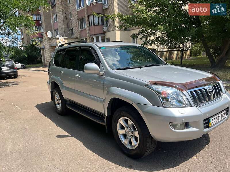 Внедорожник / Кроссовер Toyota Land Cruiser Prado 2007 в Киеве