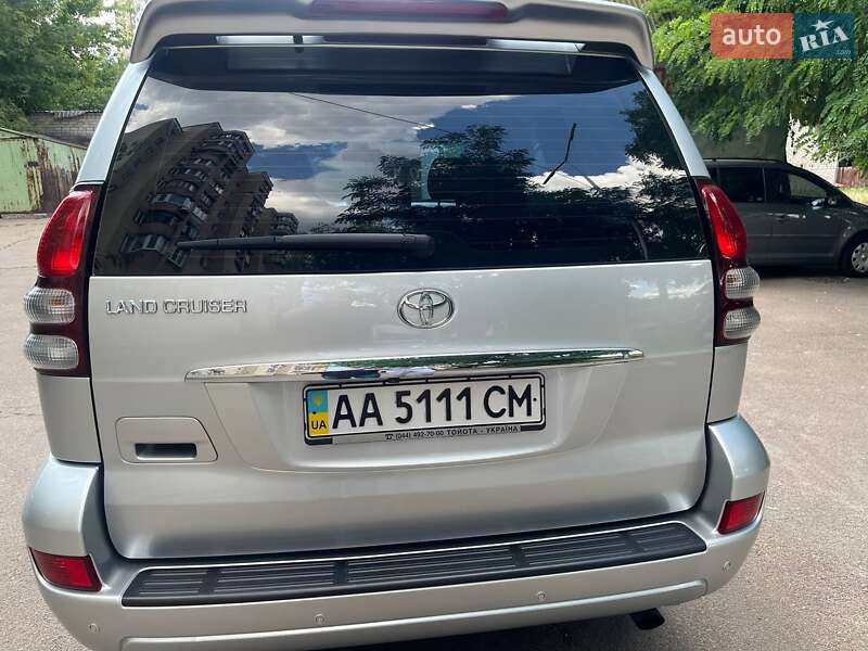 Внедорожник / Кроссовер Toyota Land Cruiser Prado 2007 в Киеве