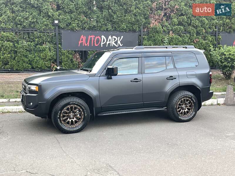 Внедорожник / Кроссовер Toyota Land Cruiser Prado 2024 в Киеве