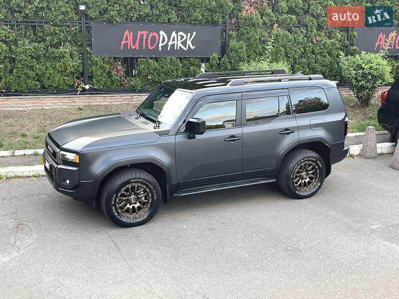 Внедорожник / Кроссовер Toyota Land Cruiser Prado 2024 в Киеве
