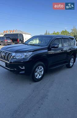 Внедорожник / Кроссовер Toyota Land Cruiser Prado 2022 в 
