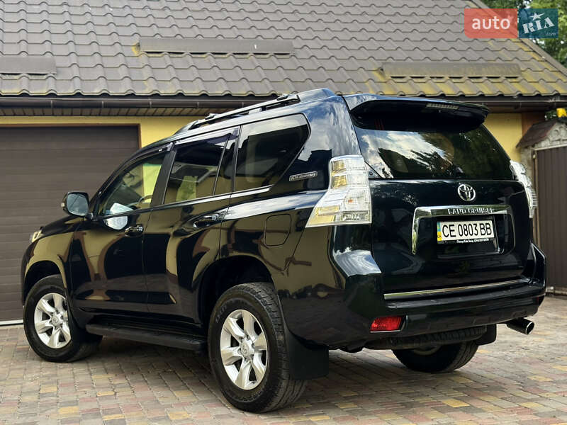 Позашляховик / Кросовер Toyota Land Cruiser Prado 2012 в Києві