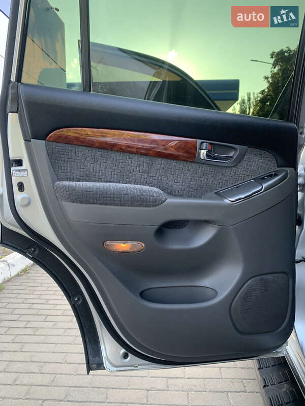 Внедорожник / Кроссовер Toyota Land Cruiser Prado 2007 в Днепре