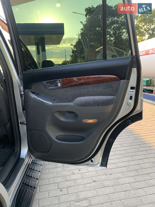 Внедорожник / Кроссовер Toyota Land Cruiser Prado 2007 в Днепре