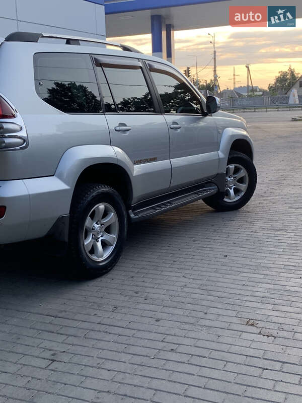 Внедорожник / Кроссовер Toyota Land Cruiser Prado 2007 в Днепре