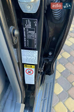 Внедорожник / Кроссовер Toyota Land Cruiser Prado 2012 в 