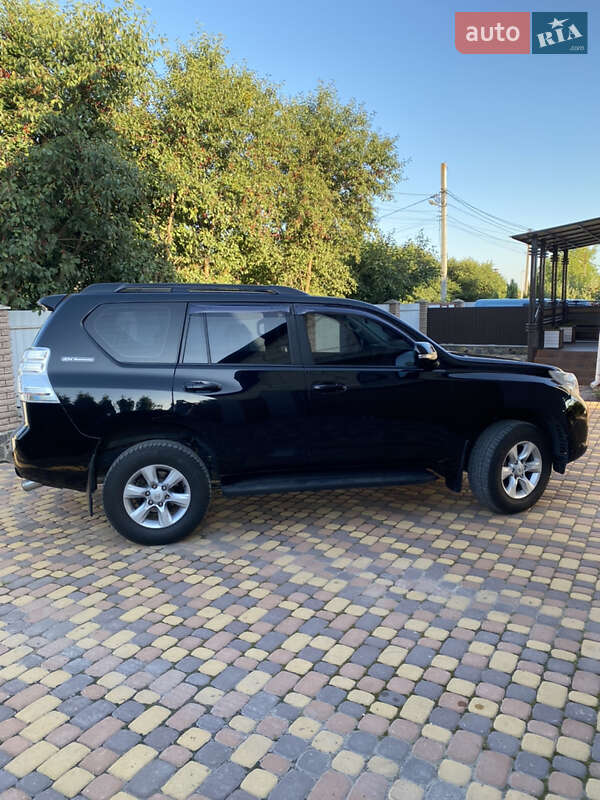 Внедорожник / Кроссовер Toyota Land Cruiser Prado 2012 в Хмельнике