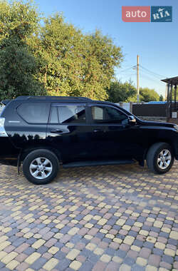 Внедорожник / Кроссовер Toyota Land Cruiser Prado 2012 в 