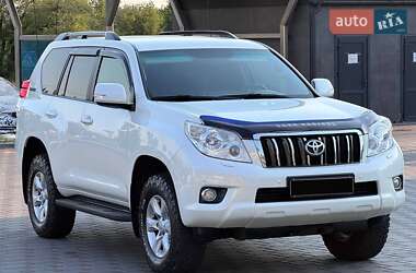 Внедорожник / Кроссовер Toyota Land Cruiser Prado 2011 в 
