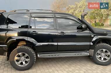 Внедорожник / Кроссовер Toyota Land Cruiser Prado 2005 в 