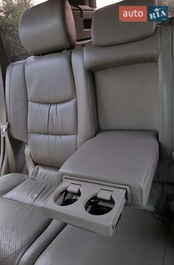 Внедорожник / Кроссовер Toyota Land Cruiser Prado 2005 в 