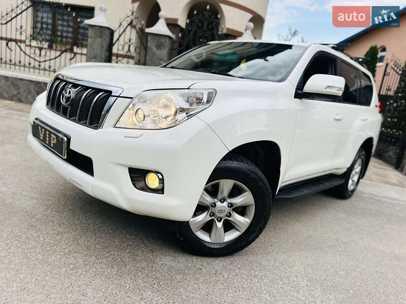 Позашляховик / Кросовер Toyota Land Cruiser Prado 2012 в Нижній Апші