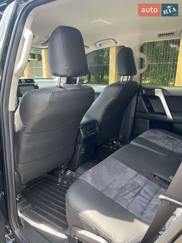 Внедорожник / Кроссовер Toyota Land Cruiser Prado 2019 в Кропивницком фото 11 Внедорожник / Кроссовер Toyota Land Cruiser Prado 2019 в Кропивницком