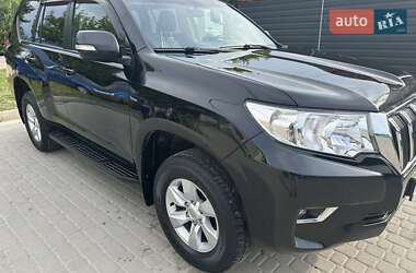 Внедорожник / Кроссовер Toyota Land Cruiser Prado 2017 в Киеве