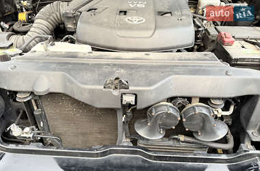 Внедорожник / Кроссовер Toyota Land Cruiser Prado 2008 в 