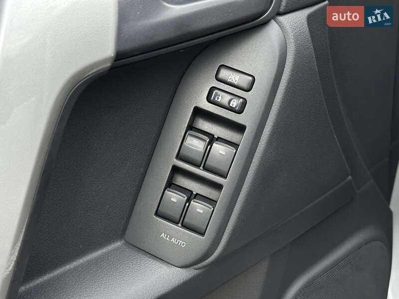 Внедорожник / Кроссовер Toyota Land Cruiser Prado 2019 в Харькове фото 27 Внедорожник / Кроссовер Toyota Land Cruiser Prado 2019 в Харькове