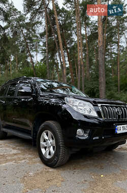 Позашляховик / Кросовер Toyota Land Cruiser Prado 2012 в 