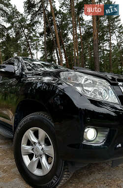 Позашляховик / Кросовер Toyota Land Cruiser Prado 2012 в 