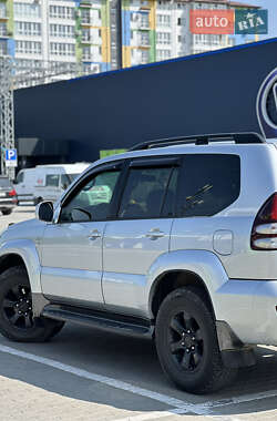 Внедорожник / Кроссовер Toyota Land Cruiser Prado 2004 в 