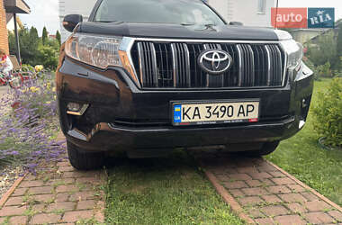 Внедорожник / Кроссовер Toyota Land Cruiser Prado 2020 в 